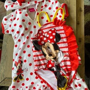 Girl Minnie swimsuit and cover up
